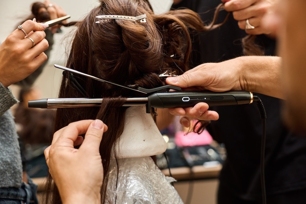 Creative_Head_BaByliss_Pro_Shoot_Air_Wand_AI_Concept_2025_Harvey_Williams-Fairley0B2A55622025-09-12-10.15.49