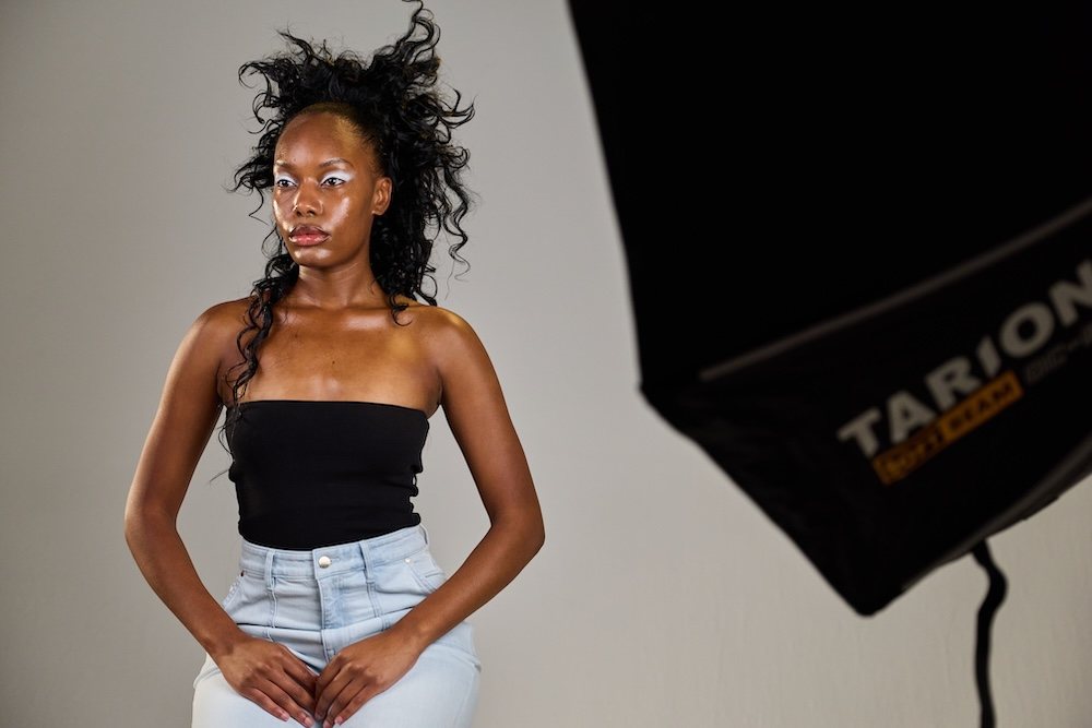 Creative_Head_BaByliss_Pro_Shoot_Air_Wand_AI_Concept_2025_Harvey_Williams-Fairley0B2A62672025-09-12-15.31.12