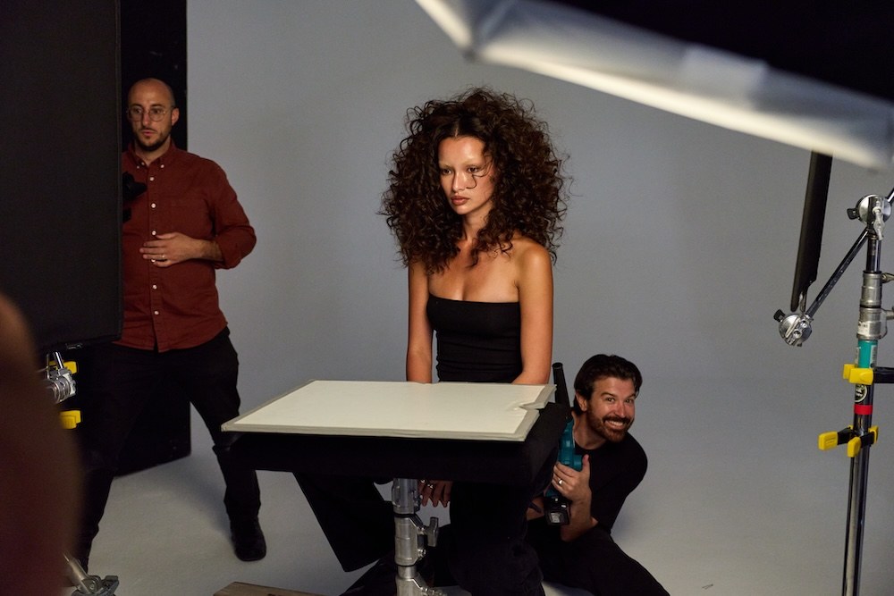 Creative_Head_BaByliss_Pro_Shoot_Air_Wand_AI_Concept_2025_Harvey_Williams-Fairley0B2A66672025-09-12-17.11.13