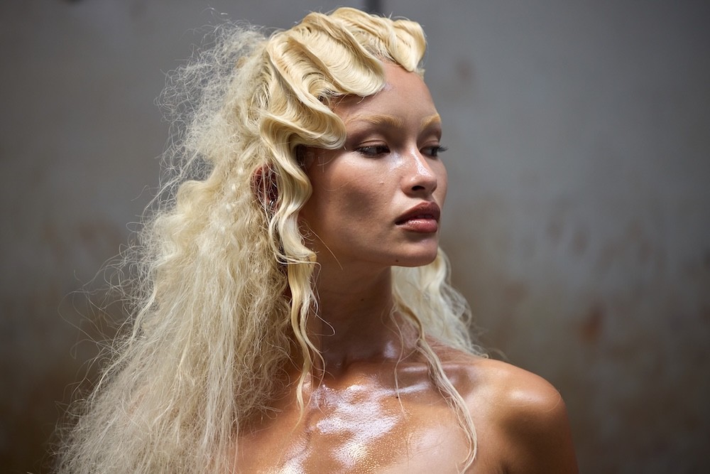 Creative_Head_BaByliss_Pro_Shoot_Air_Wand_AI_Concept_2025_Harvey_Williams-FairleyIMG_56472025-09-12-16.08.33