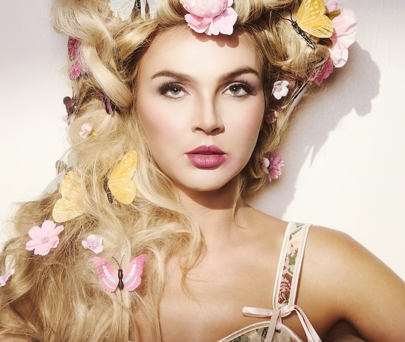 FEMINA by Jacqueline Hirst